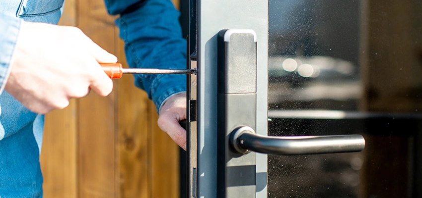 Aluminium Door Lock Replacement in Avenal, California